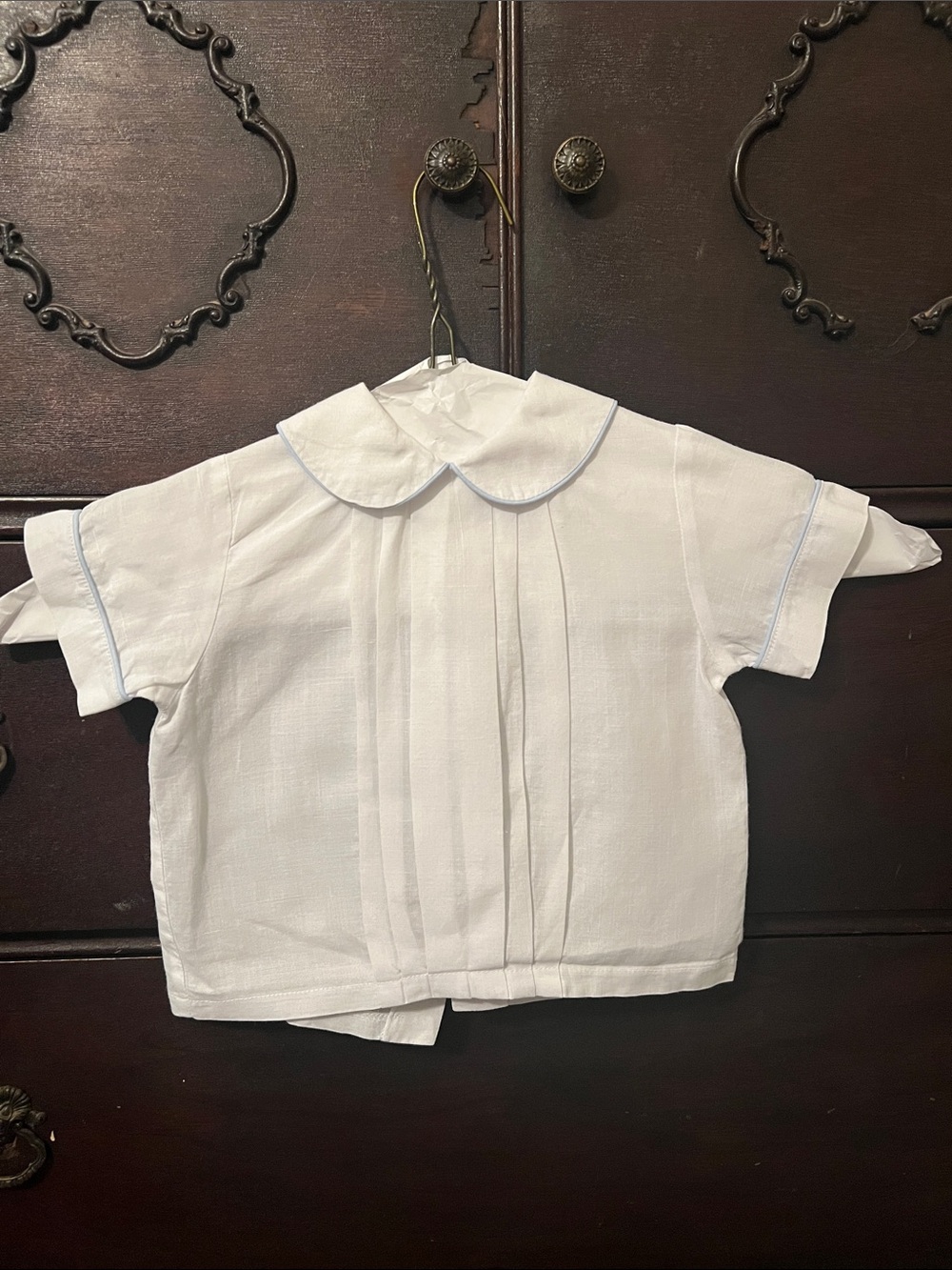 Rosalina White Peter Pan Collar Shirt with Light Blue Trim - Pressed Linen